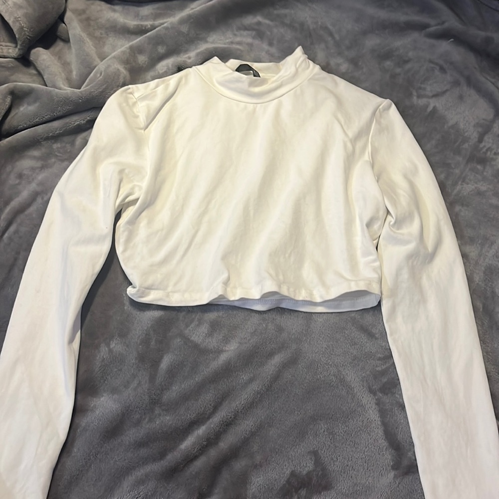 long sleeve turtle neck (never worn)